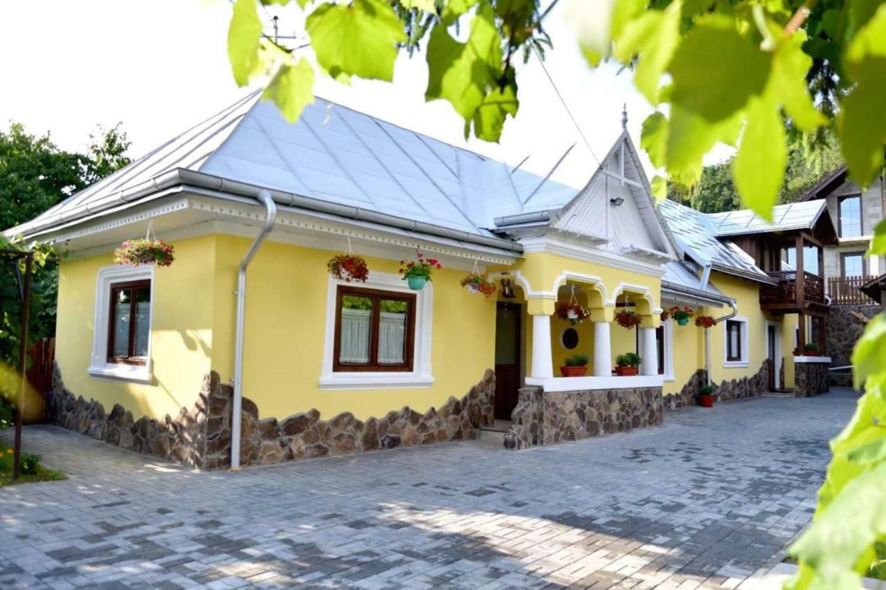 Casuta De Poveste Tirgu Neamt Εξωτερικό φωτογραφία